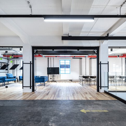 Grand Garage