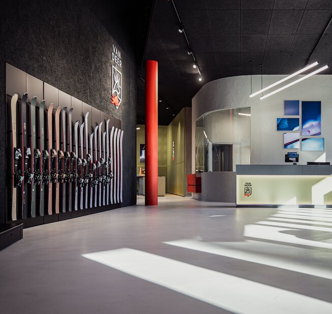 VAN DEER-Red Bull Sports, Scheffau