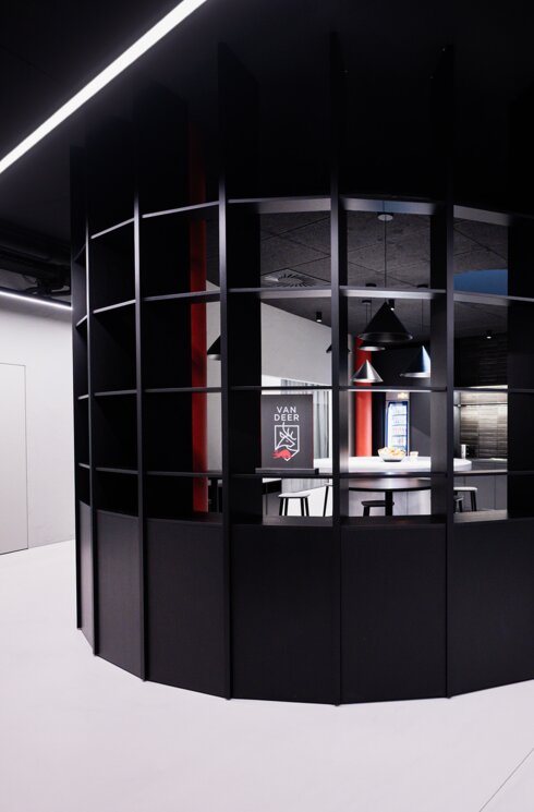 VAN DEER-Red Bull Sports