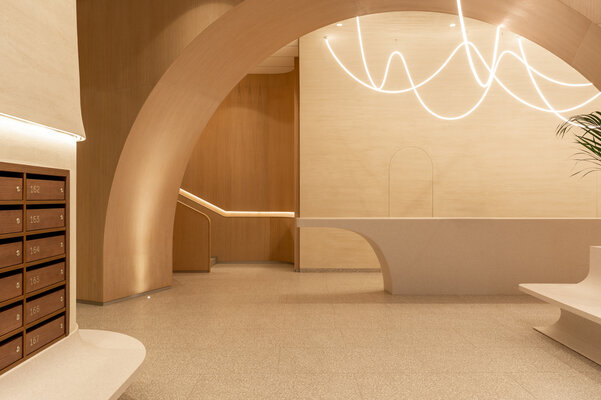 SQUADRO 1 × 4 lamps wallwasher track