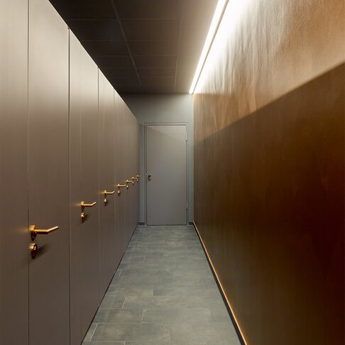 EINKAUFSZENTRUM KUBUS