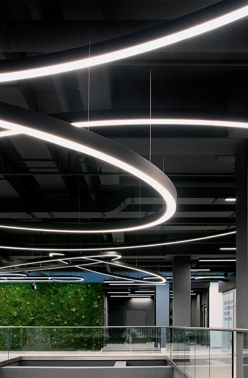 EINKAUFSZENTRUM KUBUS