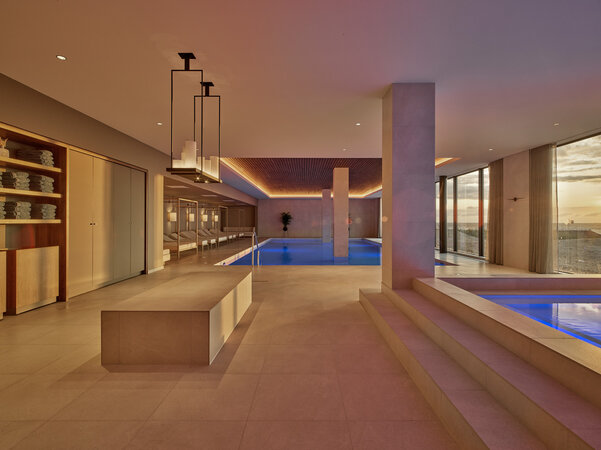 Hotel De Blanke Top