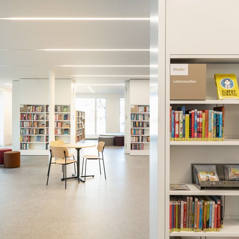 Staatsarchiv und Kantonsbibliothek