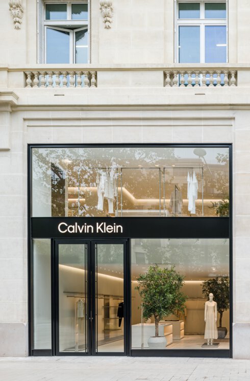 CALVIN KLEIN