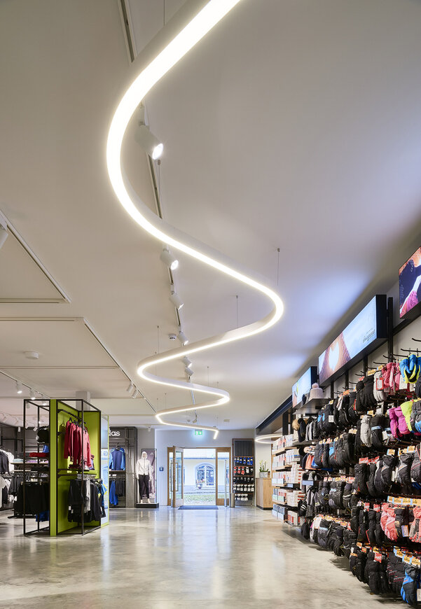 SPORT + MODE SCHWINGHAMMER