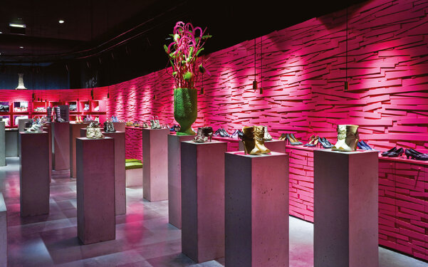 OMG! SHOE STORE