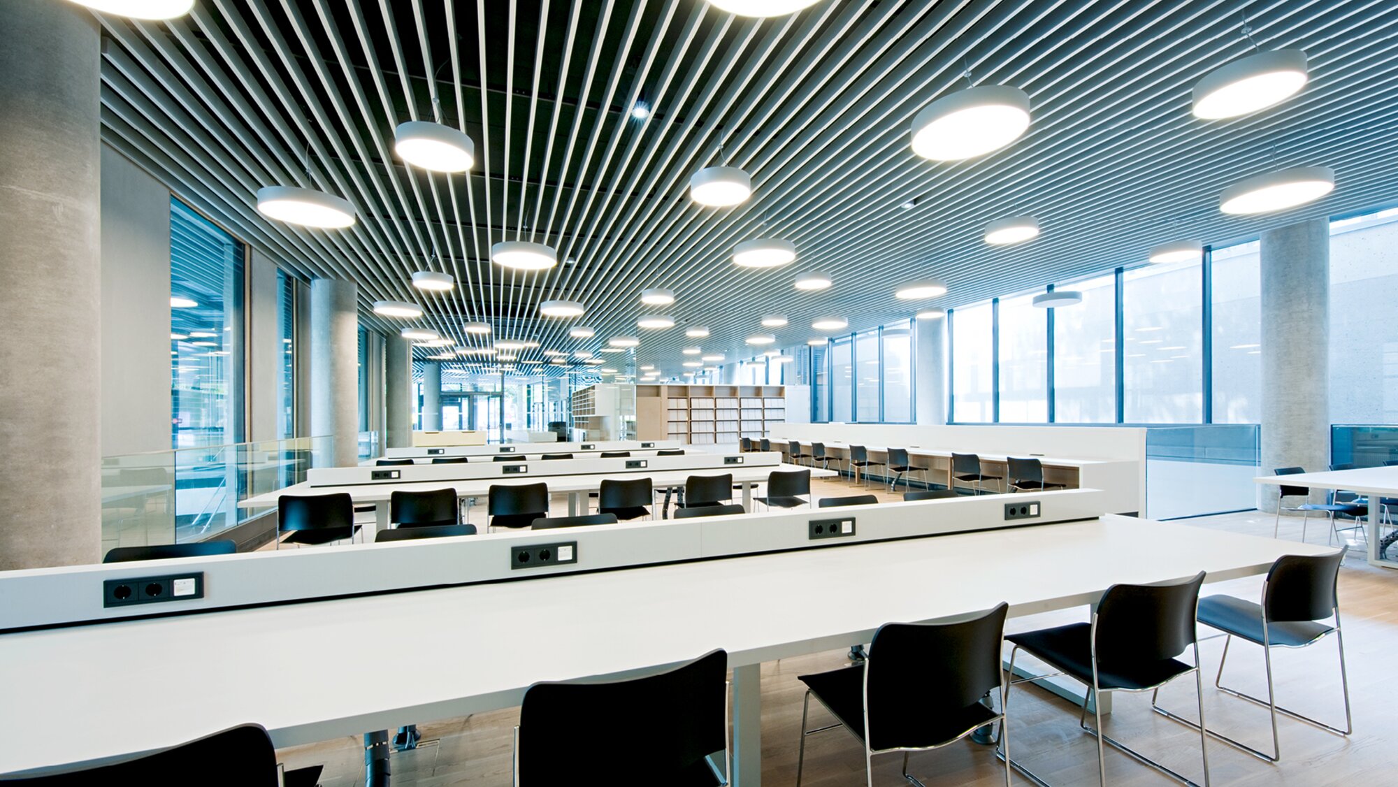 Lighting for the library | XAL