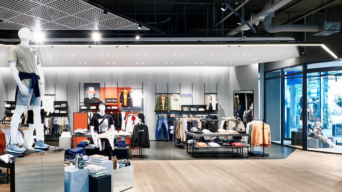 The right store lighting to create an inviting shopping atmosphere | XAL