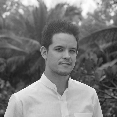 Jonathan Trouillon, Founder of kobi lighting studio | © 2022 by kobi lighting studio